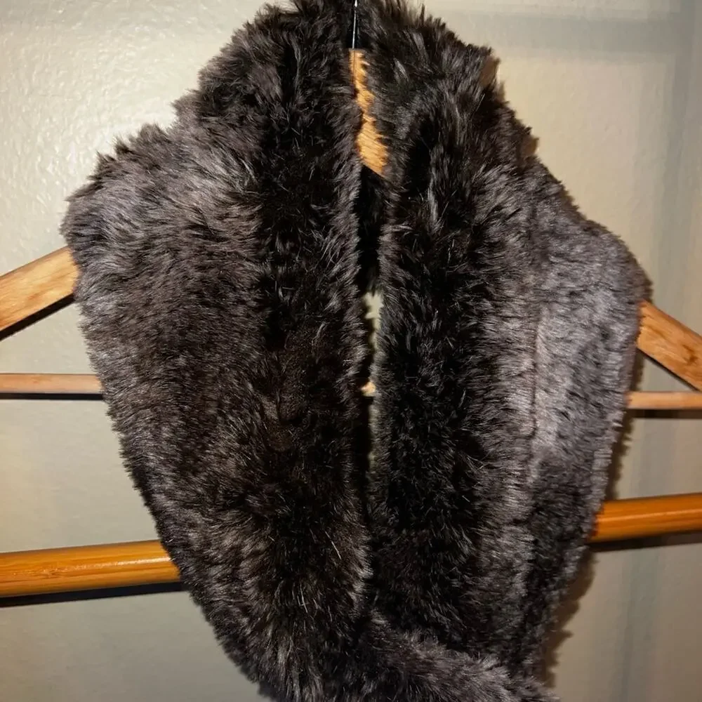 ▶️ Restoration Hardware ◀️ Mink Luxe Vegan Fur Scarf
